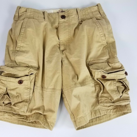 Hollister Other - Hollister young mens sz 28 classic cargo fit hits